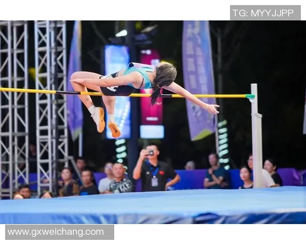 街头巅峰对决猜球星燃动绿茵激情引爆足球狂欢热潮