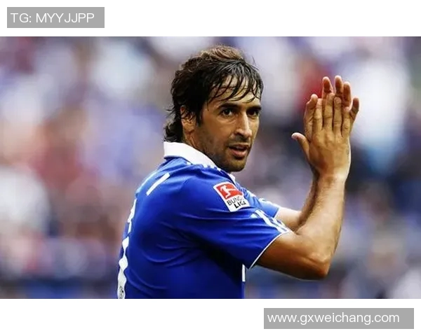 世界球星集锦足球激情瞬间全面回顾展现绿茵赛场巅峰风采 世界球星集锦足球激情瞬间全面回顾展现绿茵赛场巅峰风采